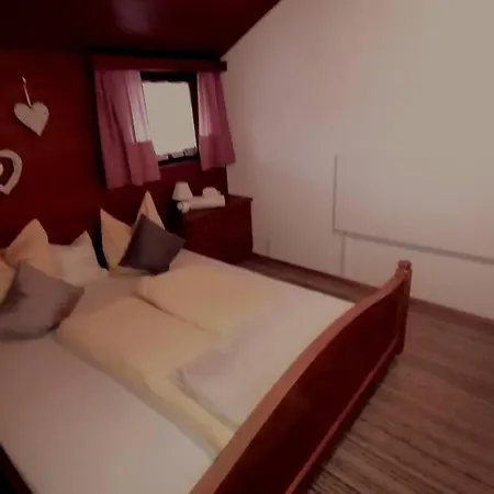 Sternberg * Strengen