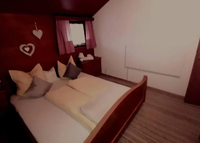 Sternberg * Strengen